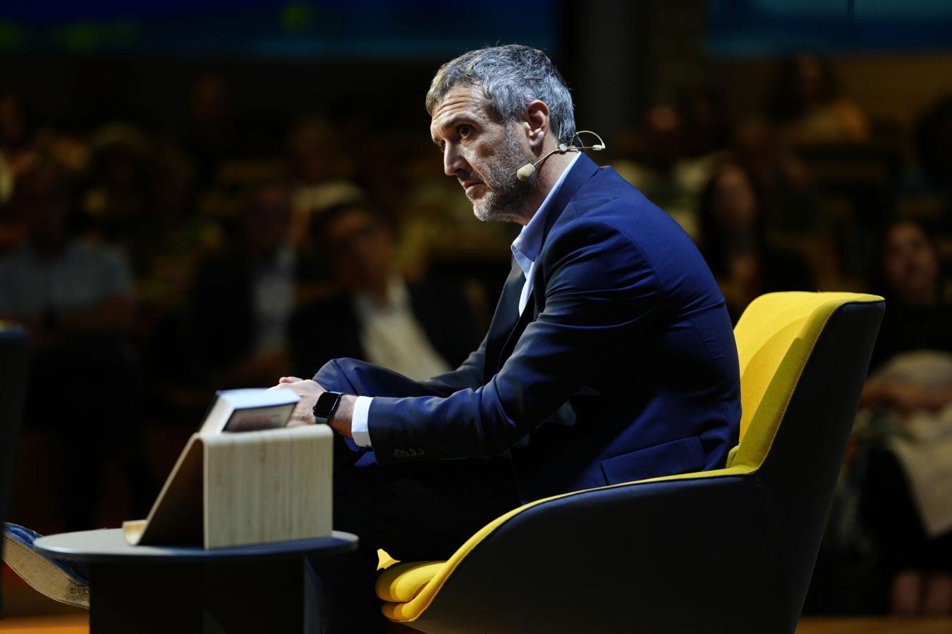 Fernando Belzunce, en la presentación de su libro.