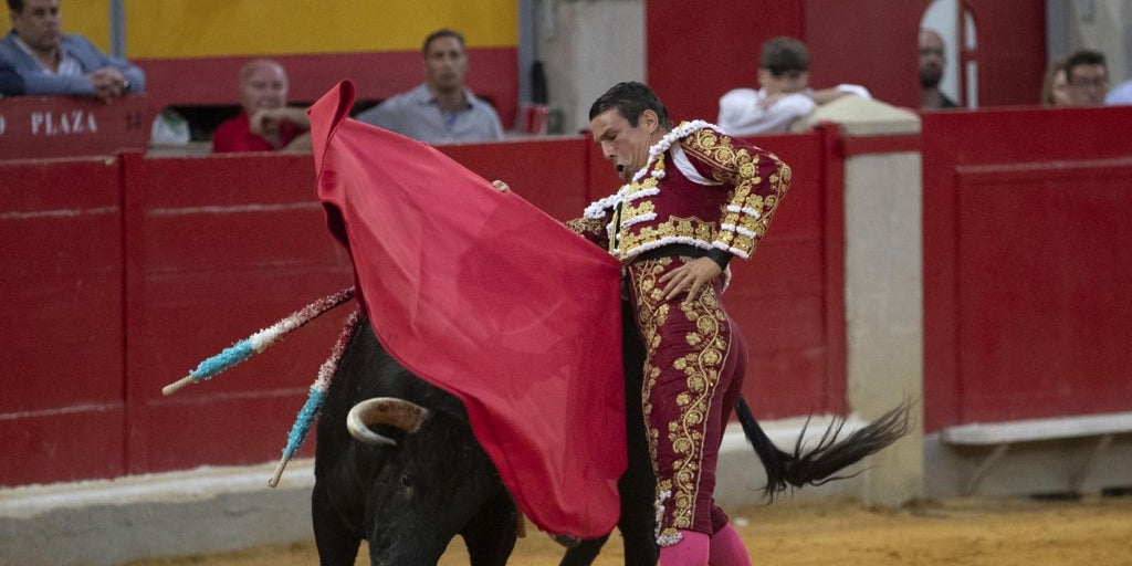 Toros en Las Ventas de Madrid por la Feria de Otoño, en directo: última hora de Talavante, Pablo Aguado y Jarocho