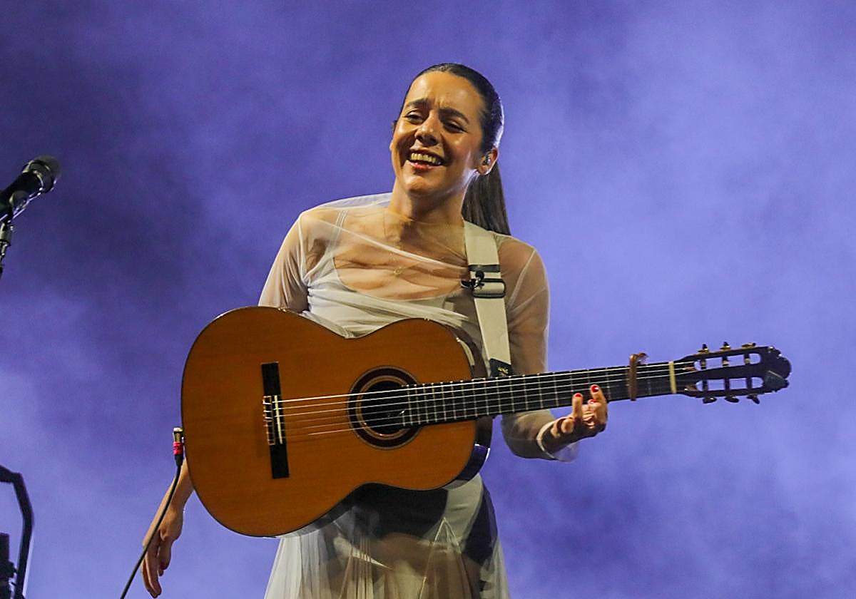 Comunicado urgente de Valeria Castro anunciando su retirada temporal tras lo ocurrido en 'Operación Triunfo': «Me han ido apagando poco a poco»