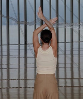 Imagen secundaria 2 - Instalación, texto y performance, ingredientes de 'Las olas perdidas' de Cooking Sections en el Centro Botín de Santander