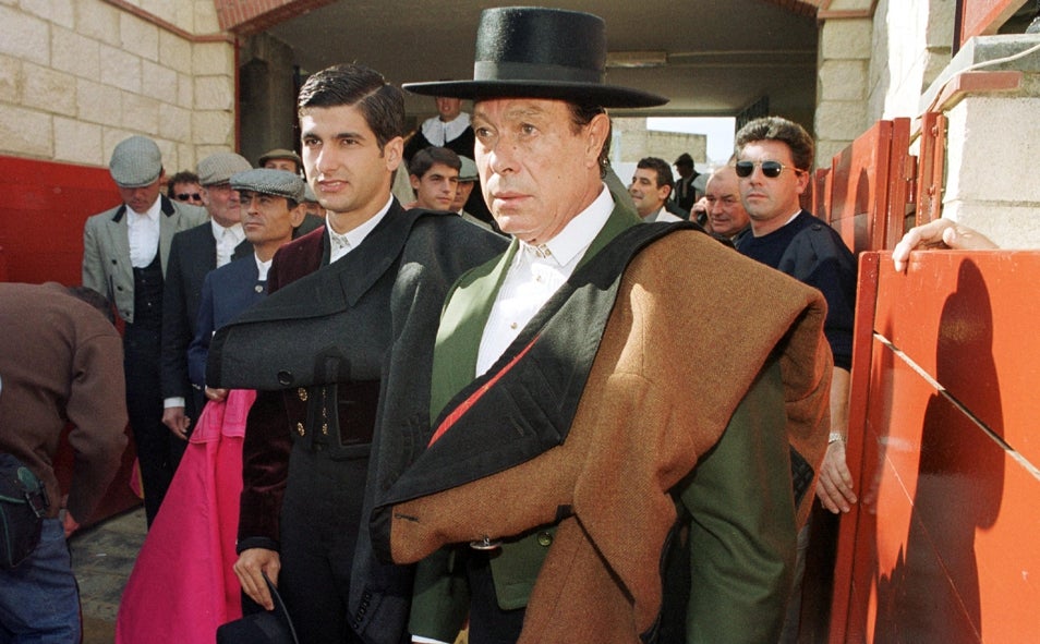 Immagine principale - Il 22 ottobre 2000 si è tenuta una festa nell'arena di La Algaba, conosciuta come arena dei 