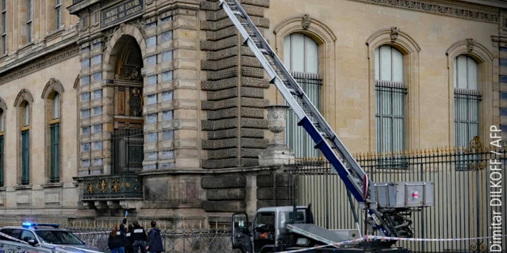 El robo del Louvre, convertido en motivo publicitario para la empresa del montacargas