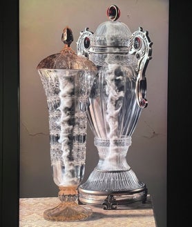 Imagen secundaria 2 - En las imágenes, algunas de las obras del nuevo centrode arte, como la instación de Anthony McCall o los vídeos de Marina Núñez