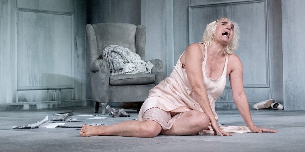 'Kırık kadın' parçalanmış kadın