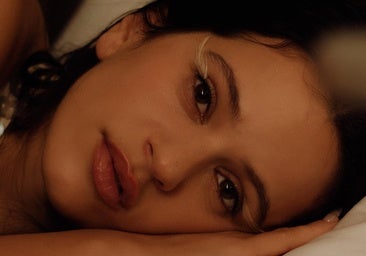 Rosalía: «Siempre he tenido el deseo de acercarme a Dios, pero hasta ahora no lo había racionalizado»