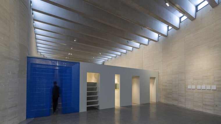 Yoko Ono. 'En Trance'. Es la obra que da acceso a la exposición