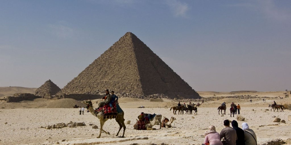 Detectan dos cavidades en la pirámide de Micerino que apuntan a una entrada oculta