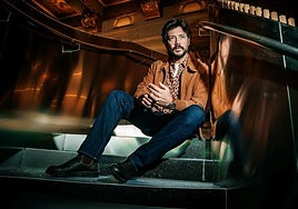 Álvaro Morte:  «Somos un país que tiene una relación extraña con sus héroes»