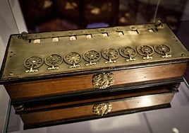 Christie's suspende la subasta en París de 'La Pascaline', la primera calculadora del mundo