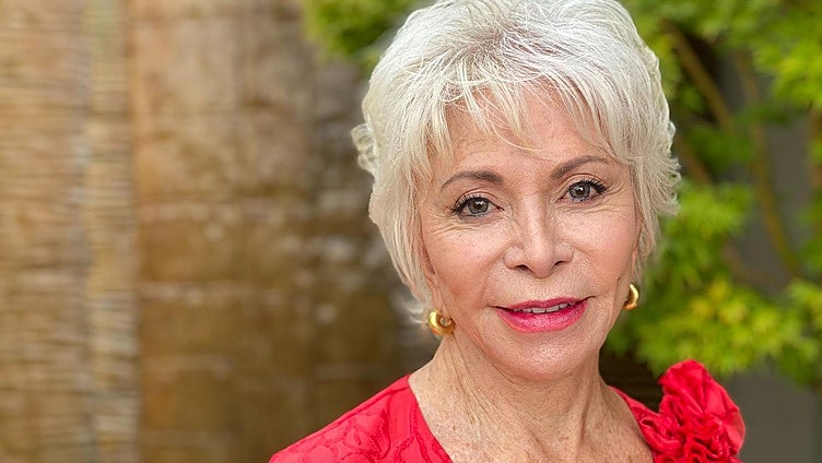 Isabel Allende : «Llegué al tope de donde se puede llegar y ahora me retiro. Solo quiero escribir»