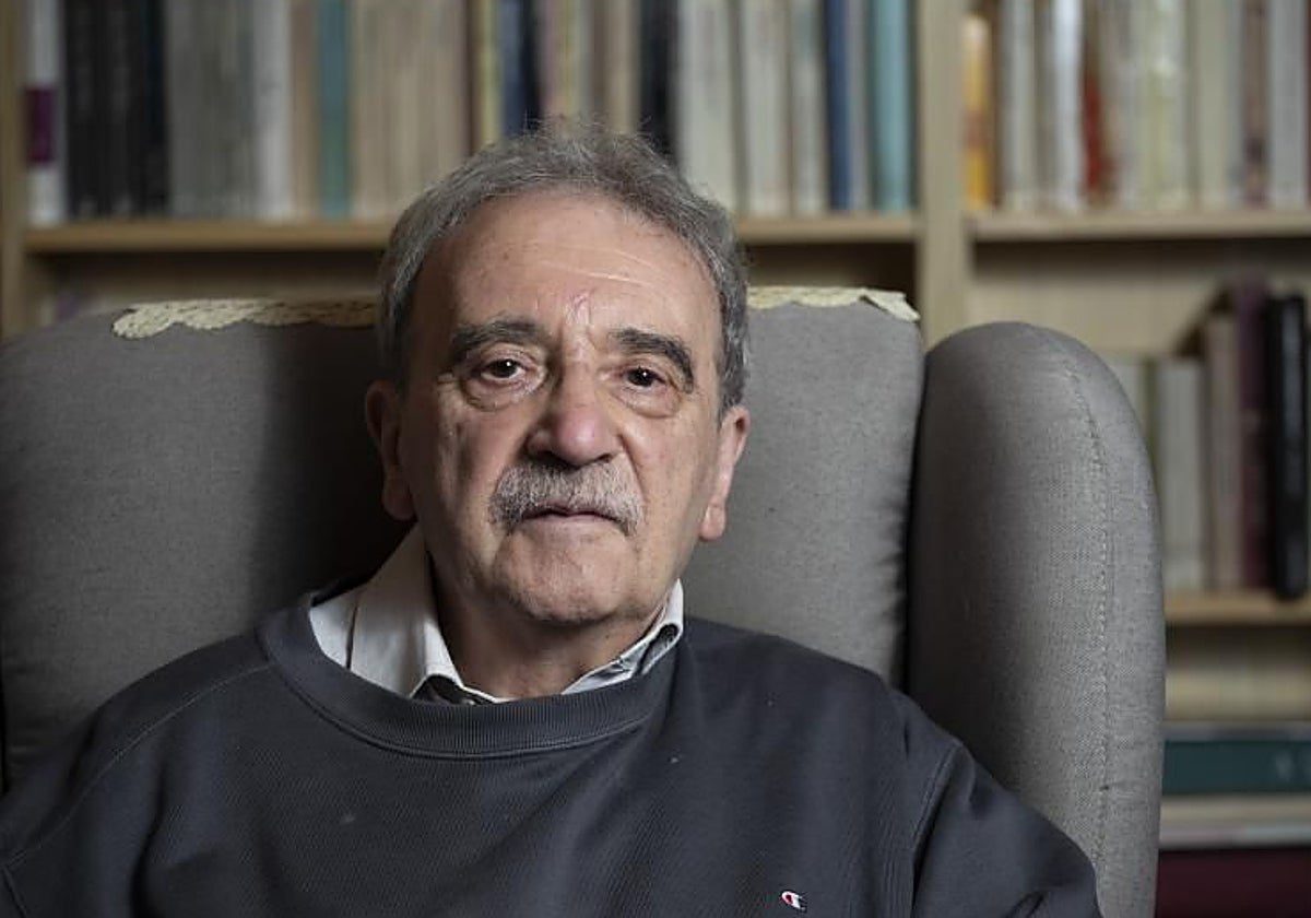 El escritor Manuel Longares