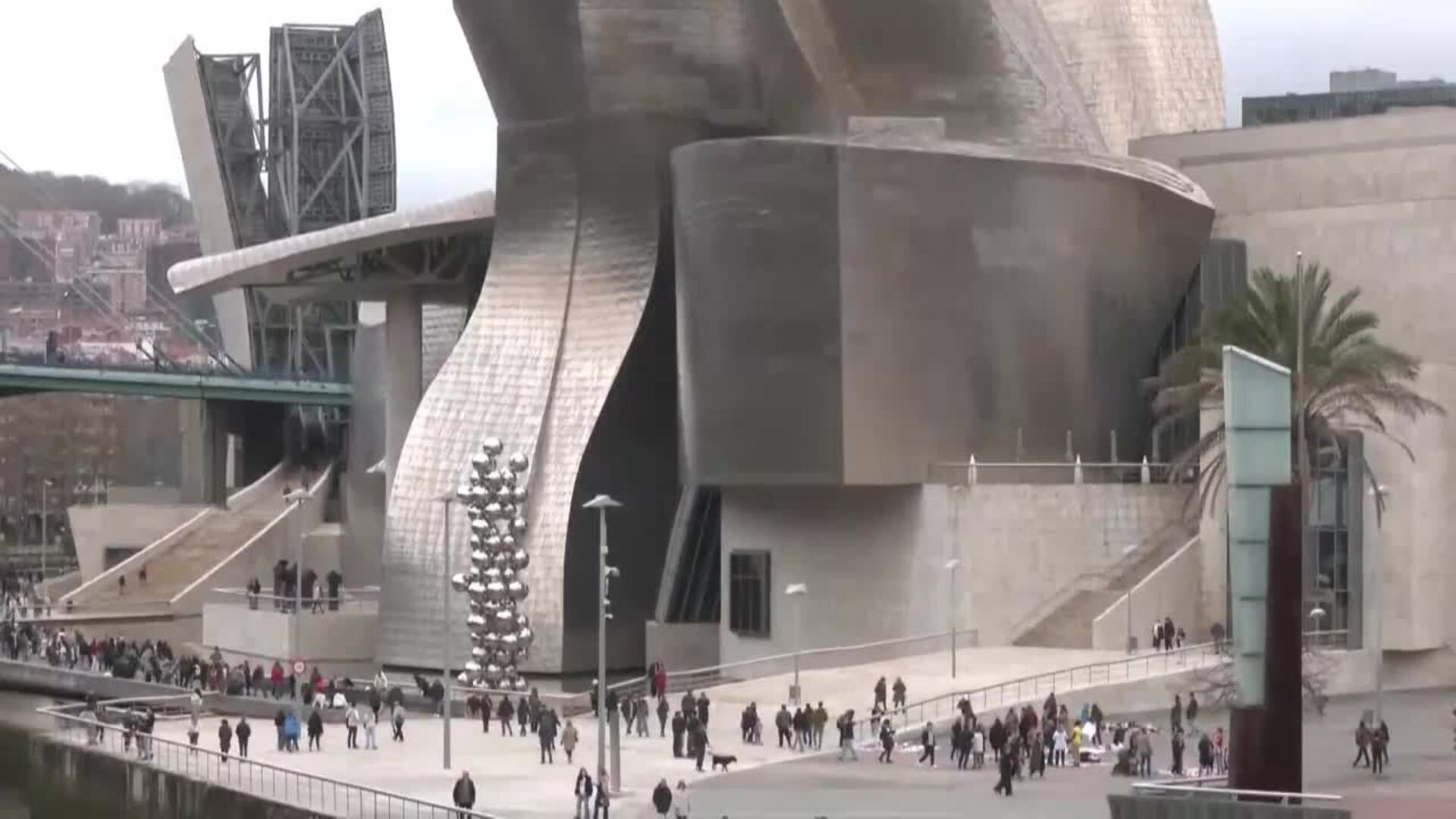 Muere Frank Gehry, el arquitecto que cambió una ciudad con un museo