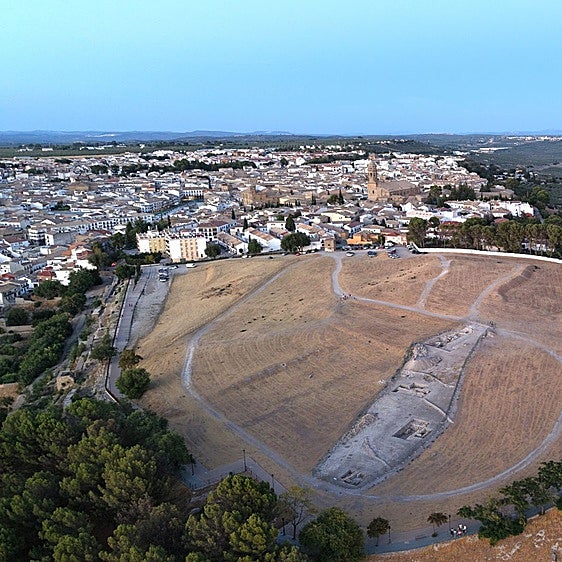 La desconocida Baeza que se oculta bajo el Cerro del Alcázar