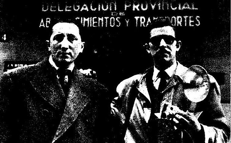 Image - José Blanco Díaz and photographer Alberto Martí, in a report “Blanco y Negro” from 1957