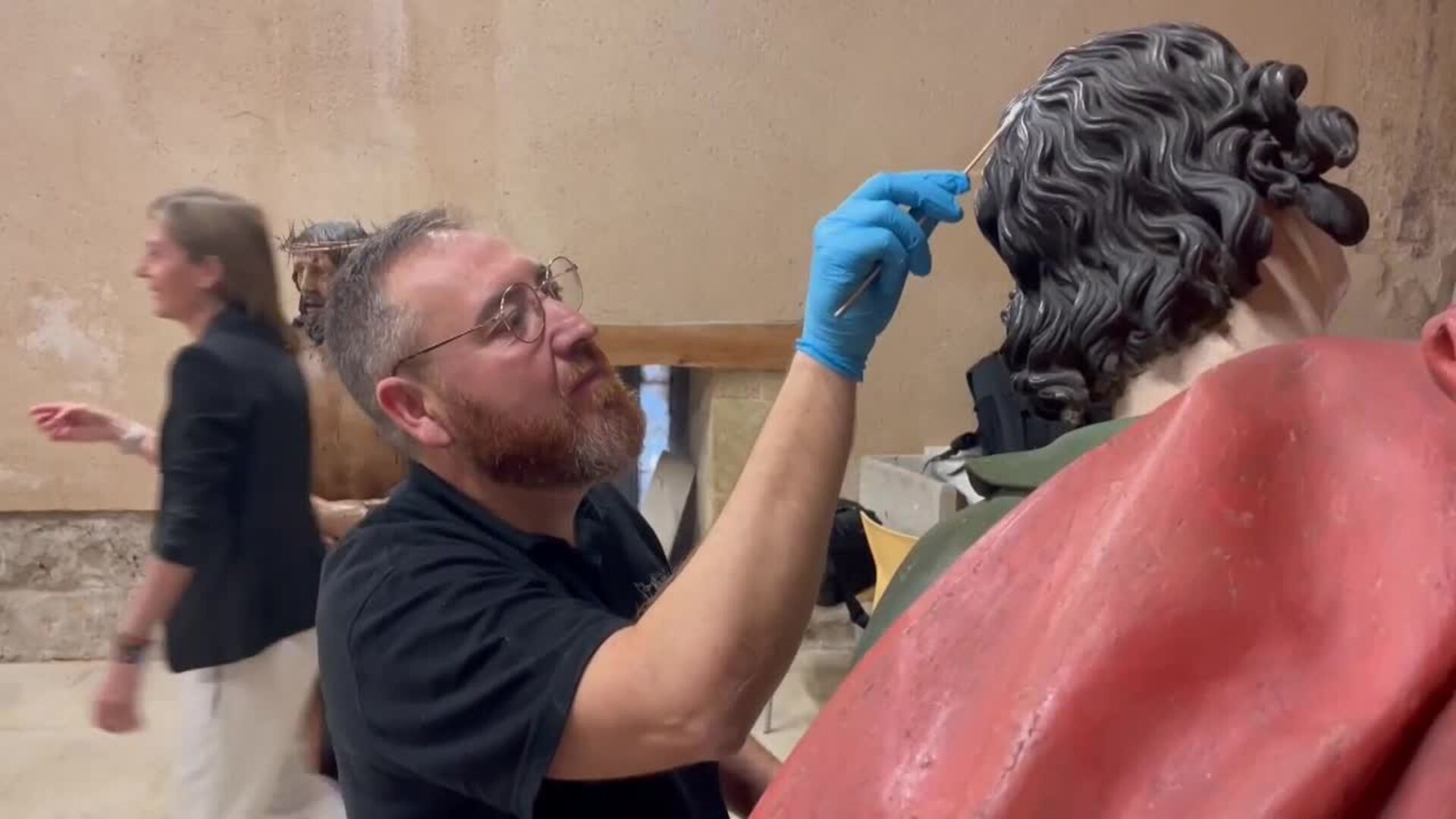 Varias tallas del Barroco Gregorio Fernández, pasan por el &#039;quirófano&#039;