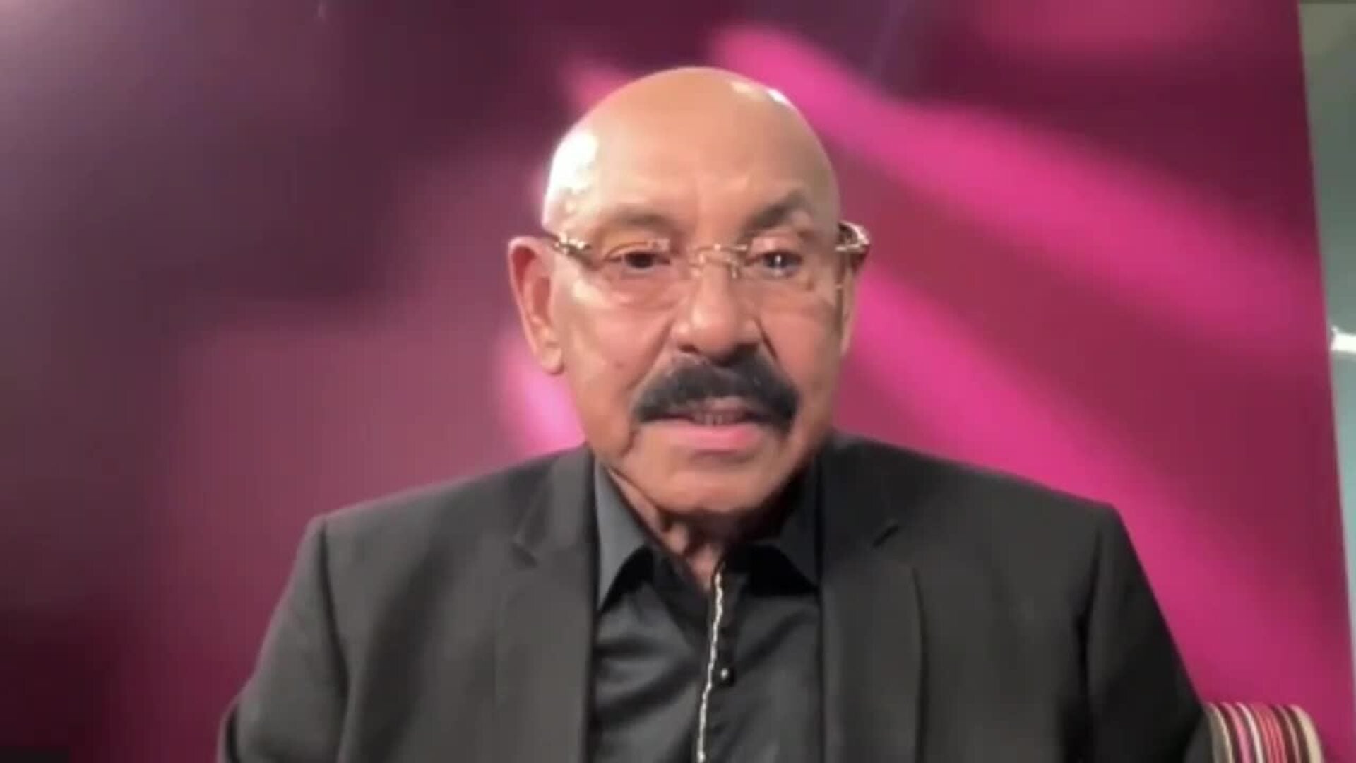 Oscar D'León asegura que quiere seguir cantando "80 años más"