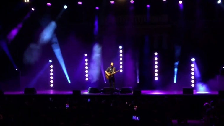 Passenger actúa en el festival Nits de Barcelona