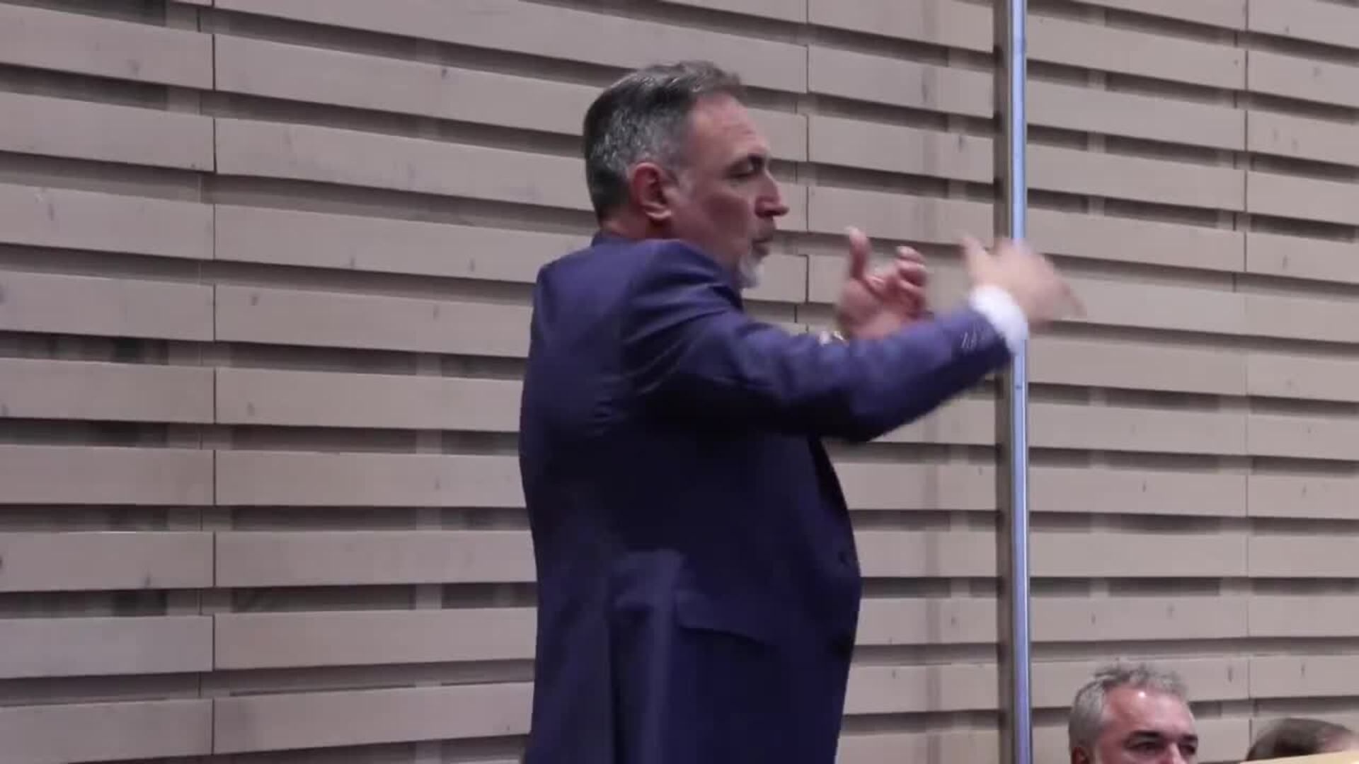 El coro de José Luis Basso ensaya a Wagner en el Teatro Real