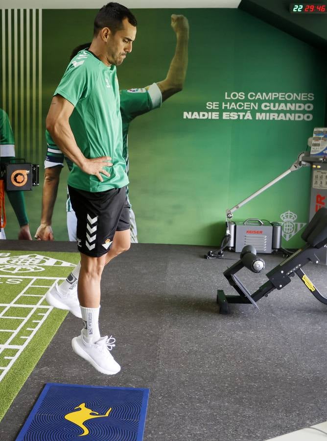 Reconocimiento médico a los jugadores del Betis