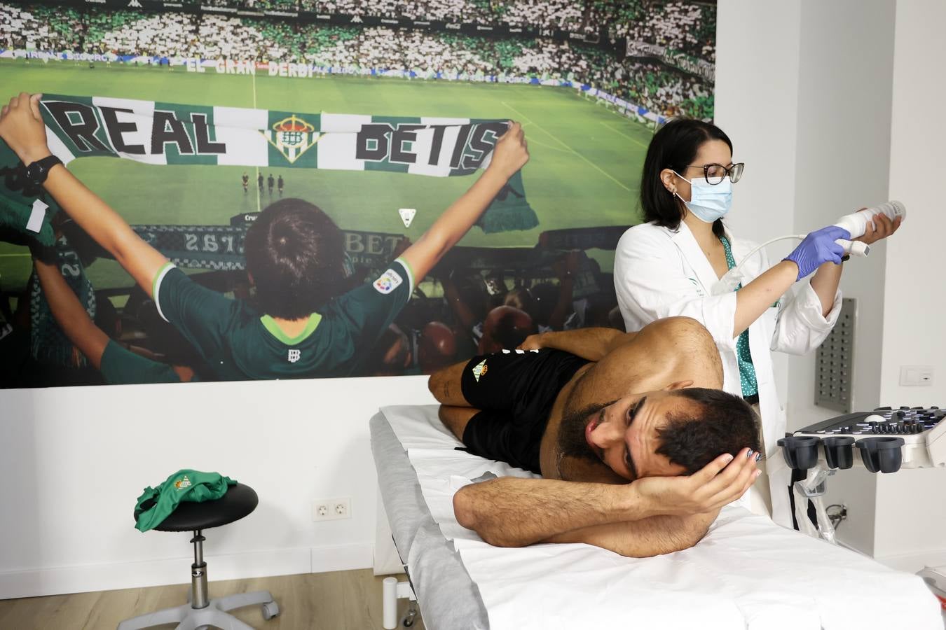 Reconocimiento médico a los jugadores del Betis