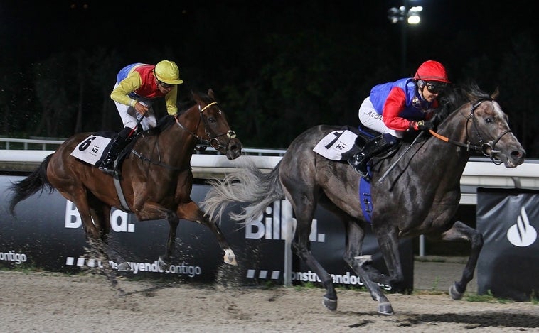 La noche madrileña vibra en el Hipódromo de la Zarzuela