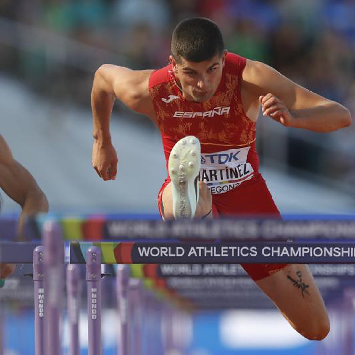 Gesta de Asier Martínez: bronce mundial en los 110 metros vallas