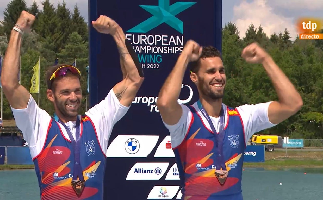 Javier García y Jaime Canalejo, en el podio de Múnich con la medalla de bronce