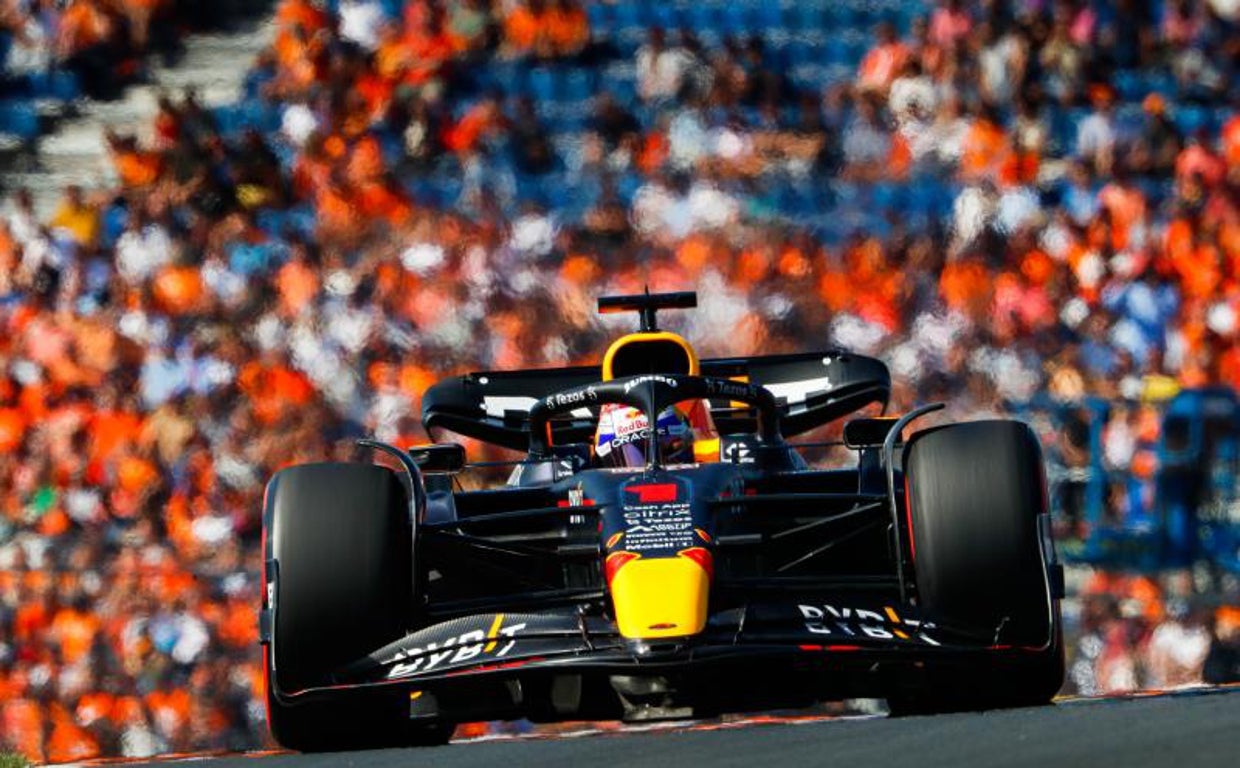 Max Verstappen, jaleado por su afición den Zandvoort