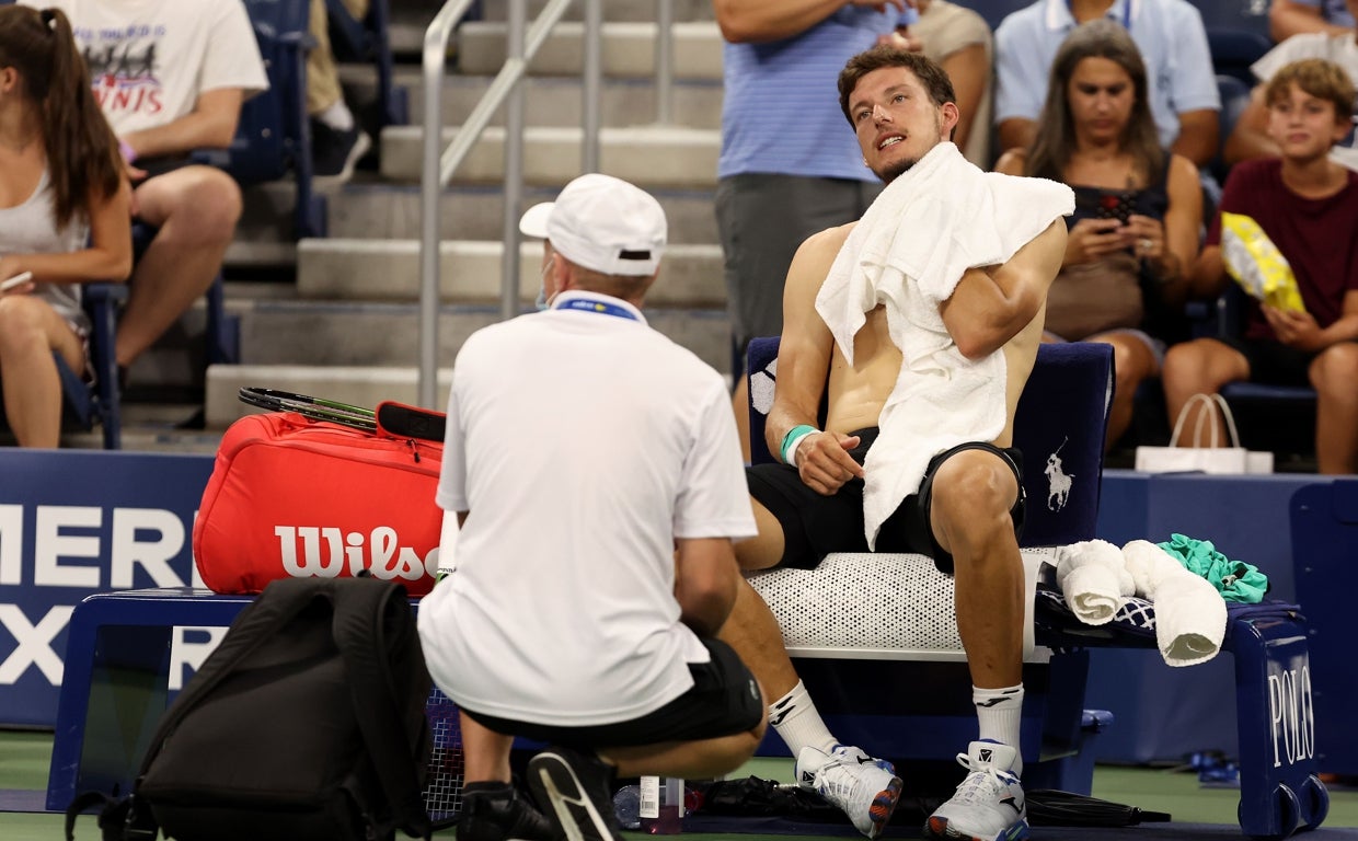 El tenista español Pablo Carreño, en un receso de su partido de octavos de final del US Open contra Karen Kachanov