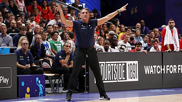 Luis Guil, durante un partido