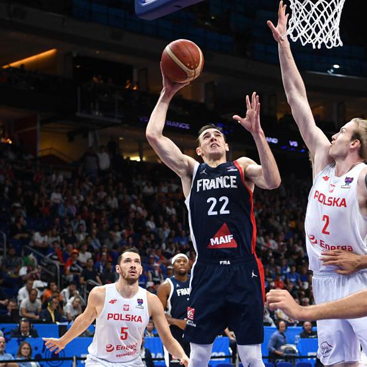 Francia mete miedo con una paliza histórica rumbo a la final