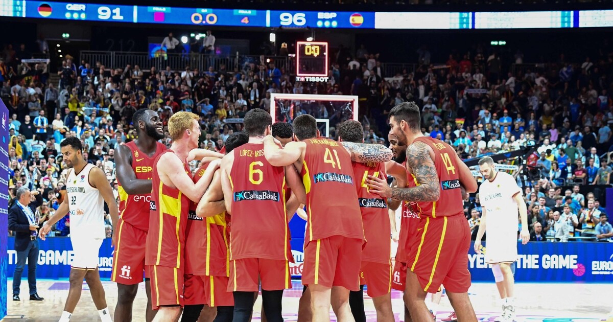 Efectivamente espiral preocupación Dónde ver en televisión el partido de baloncesto de la final del Eurobasket  hoy: canal y horario del España - Francia
