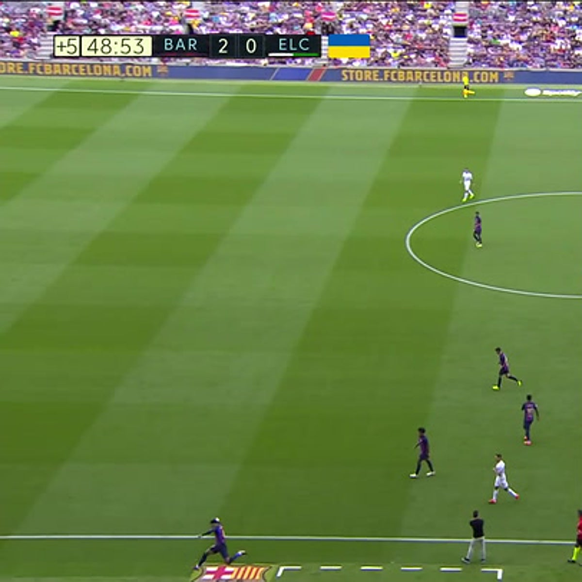 El gesto de respeto de Ronald Araújo que puso en pie al Camp Nou