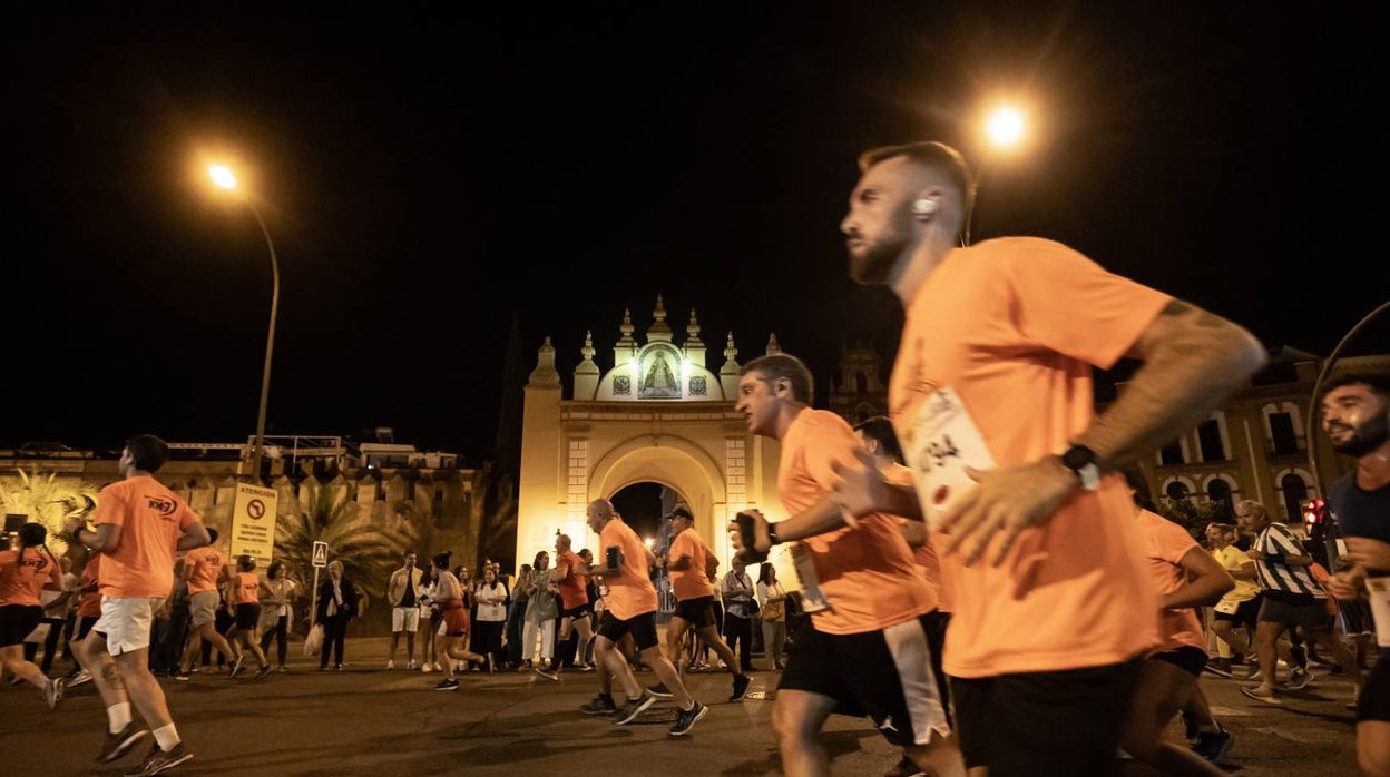 ¿Has corrido la Nocturna? Búscate en nuestras galerías de fotos