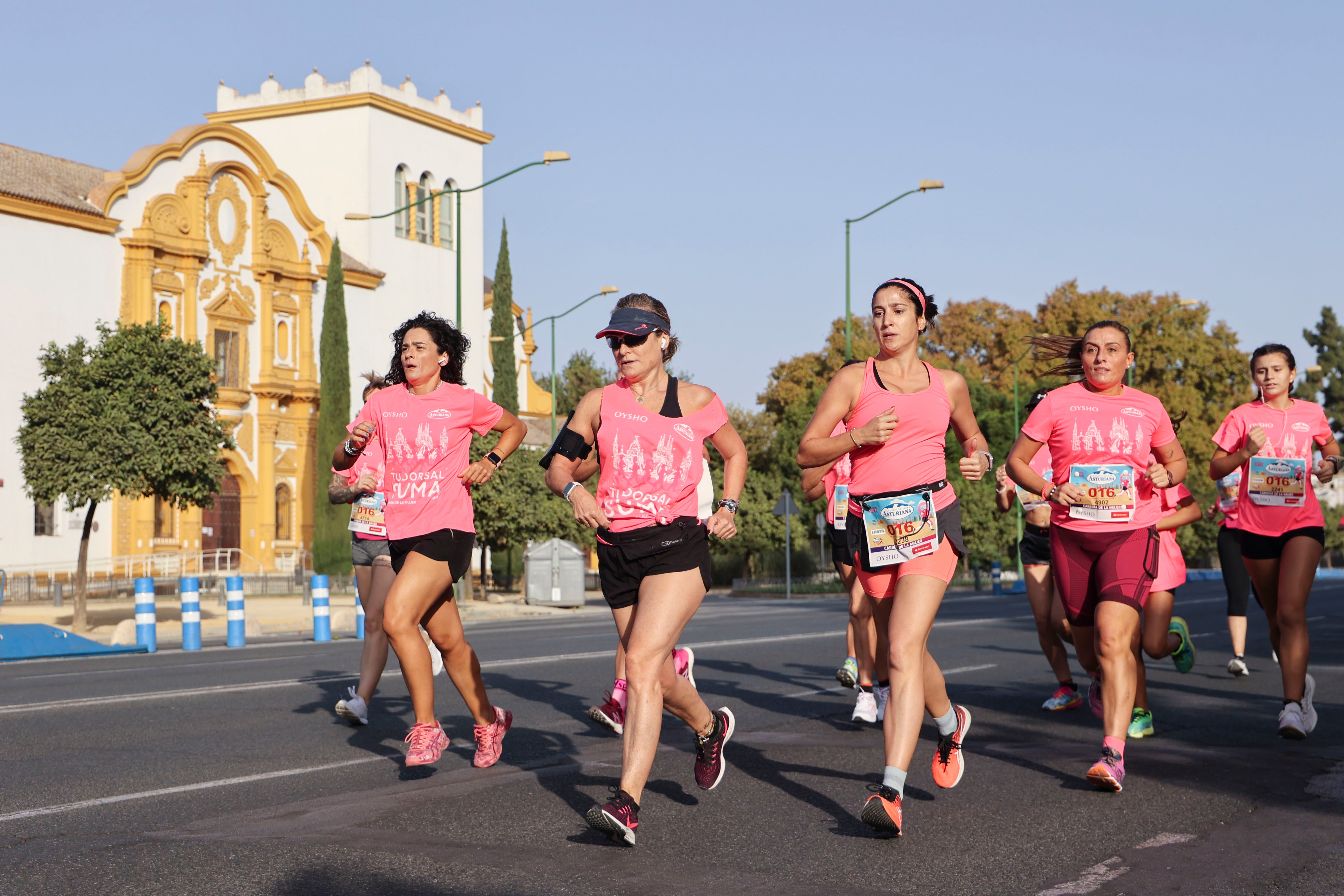 ¿Has corrido la Carrera de la Mujer de Sevilla 2022? Búscate aquí (I)