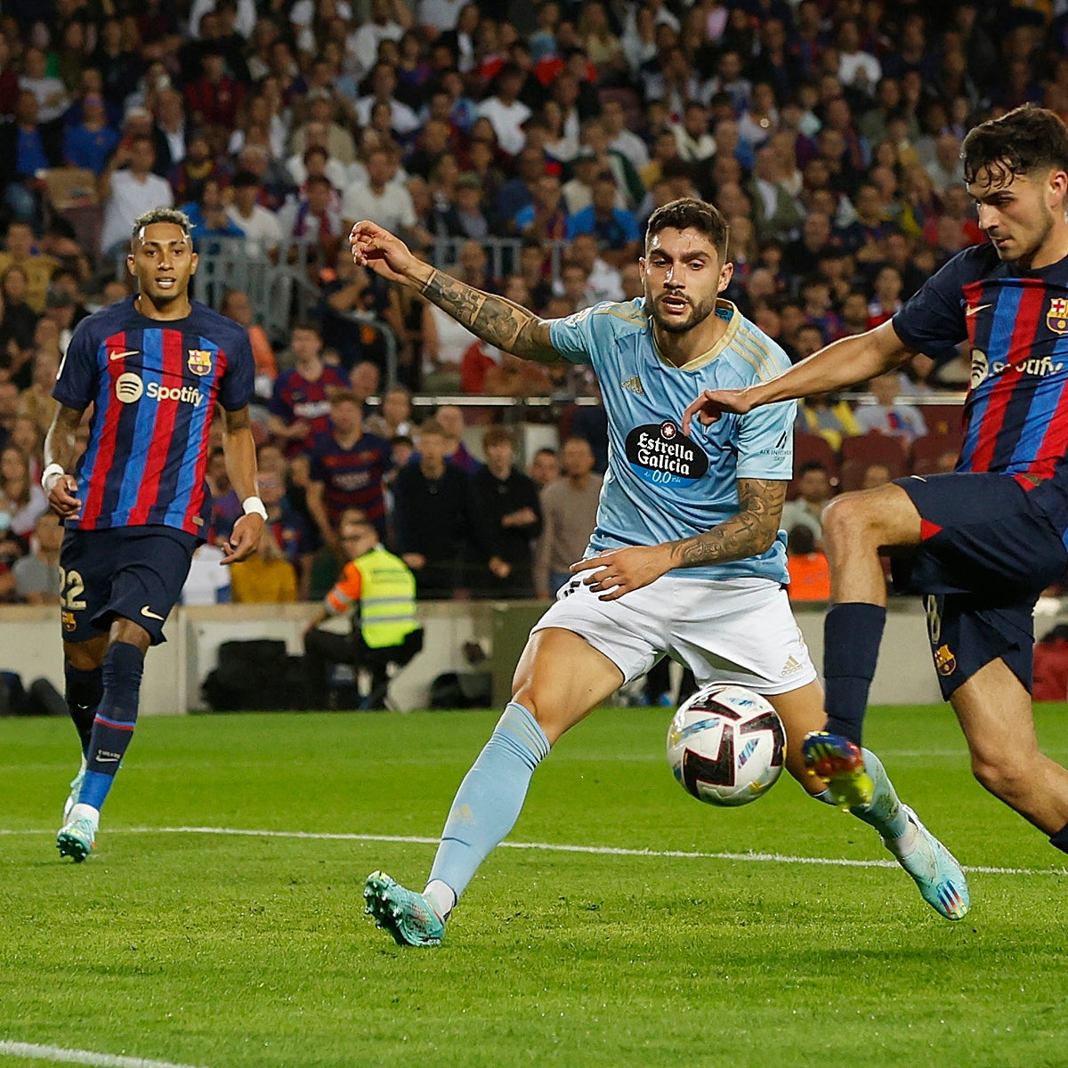 Pésima victoria del Barça