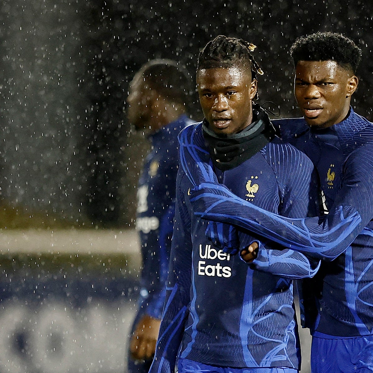 Las redes se ceban con Camavinga: ataques e insultos racistas tras la lesión de Nkunku