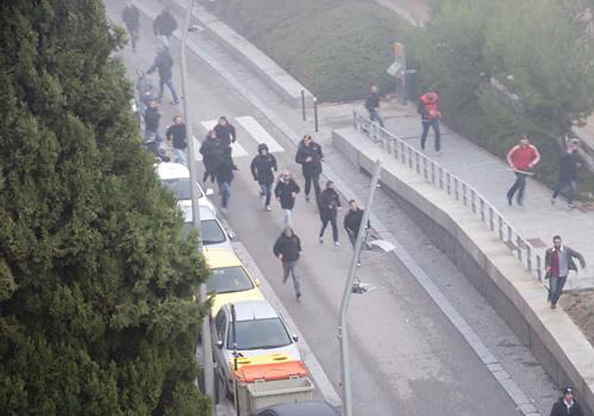 82 ultras del Atlético y el Depor se sientan en el banquillo desde el jueves por la pelea en que murió Jimmy