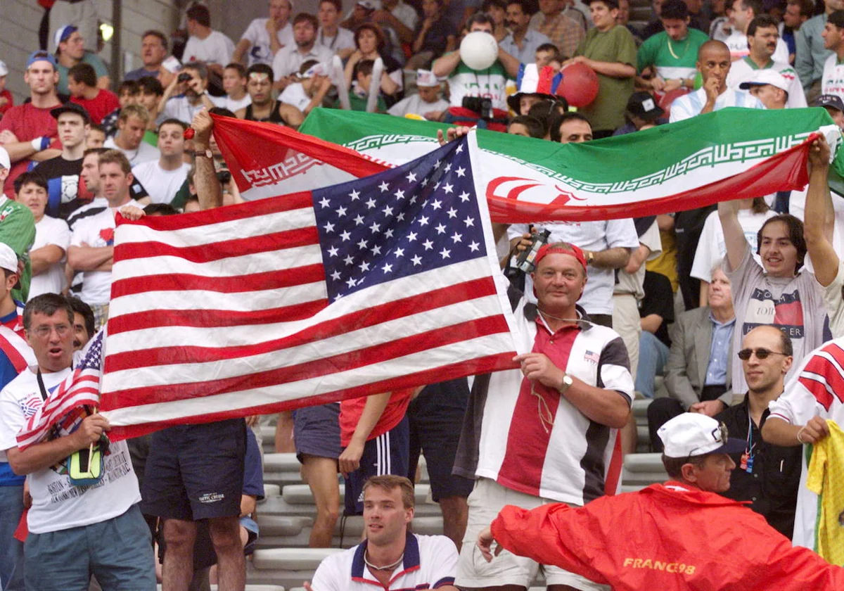 Seguidores de Estados Unidos e Irán, en el Mundial de Francia 98