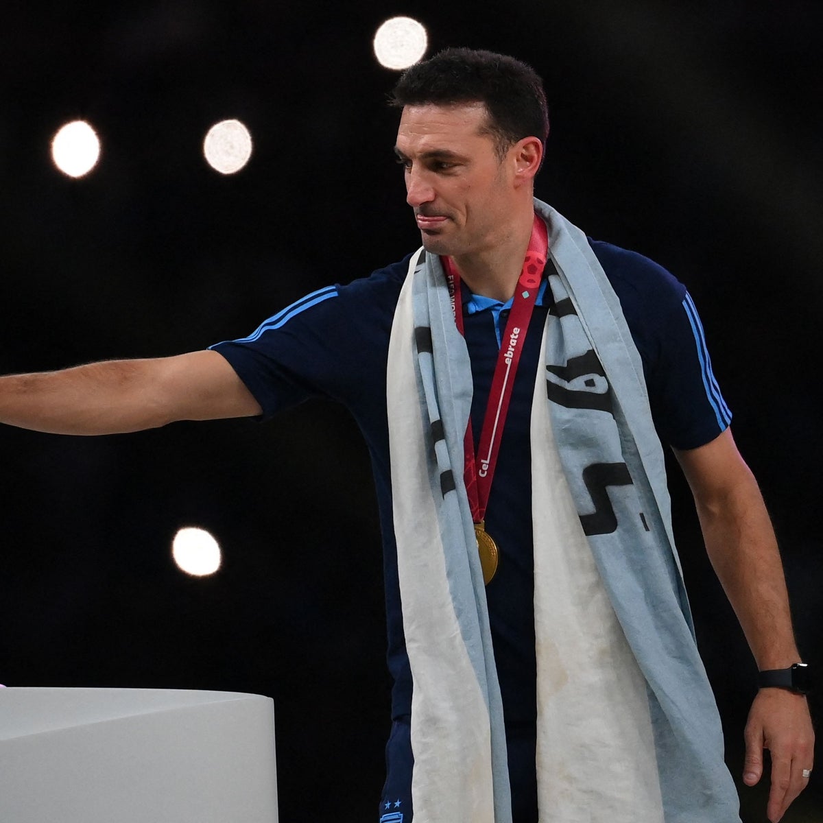 Scaloni, el pacificador que come en la mesa de Menotti y Bilardo