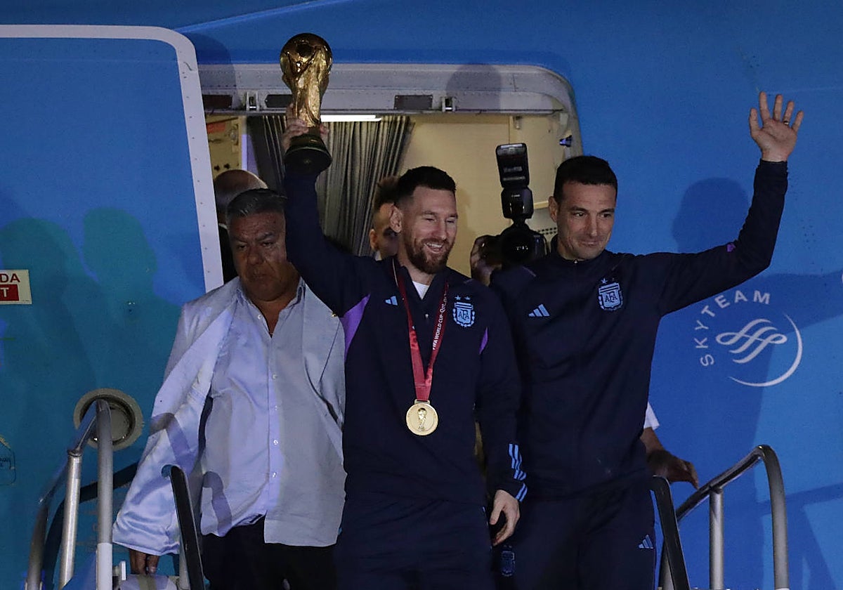 Messi, a su llegada a Argentina