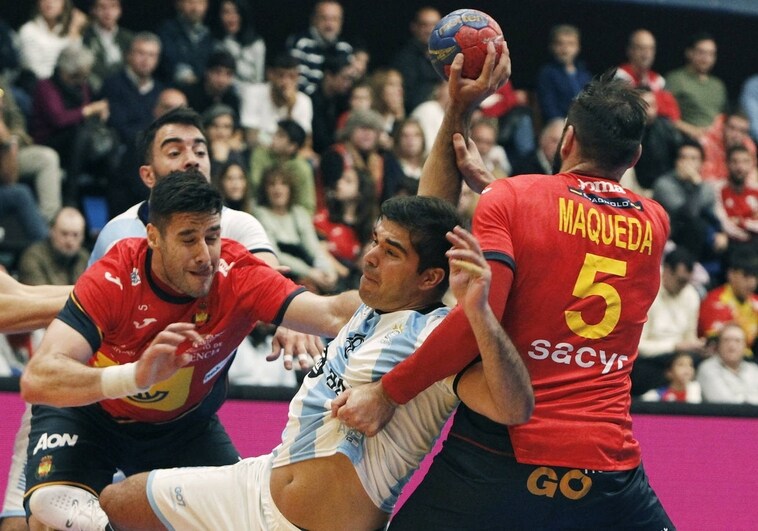 España afronta el Mundial de balonmano con la enésima vuelta de tuerca
