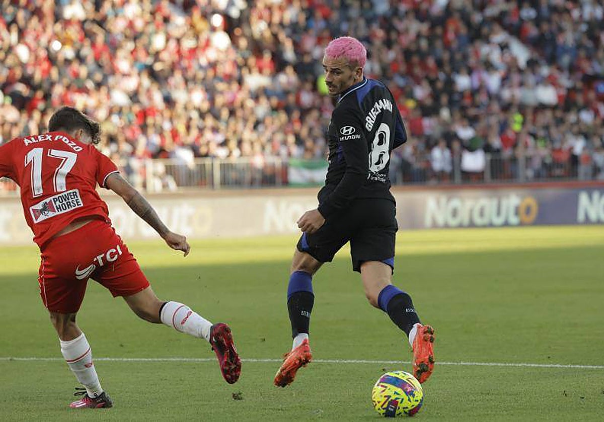 La maravilla de Griezmann: deja pasar el balón sin tocarlo para el gol de Correa