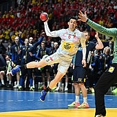 Ángel Fernández, mejor extremo izquierdo del Mundial: «A veces nos infravaloramos, siempre parece que lo de fuera es mejor»