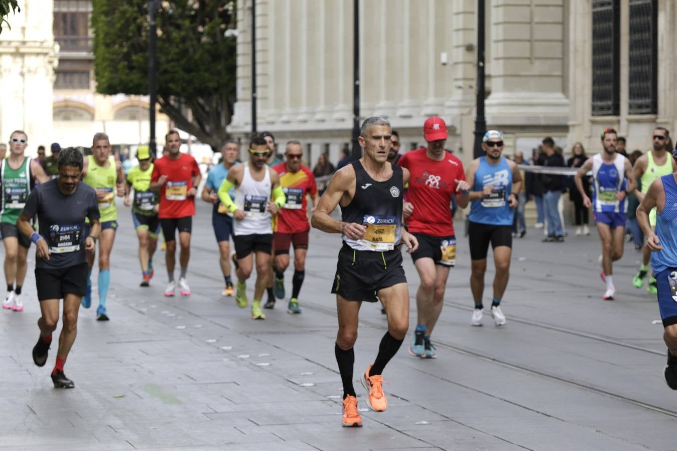 Participantes en el Zurich Maratón de Sevilla 2023