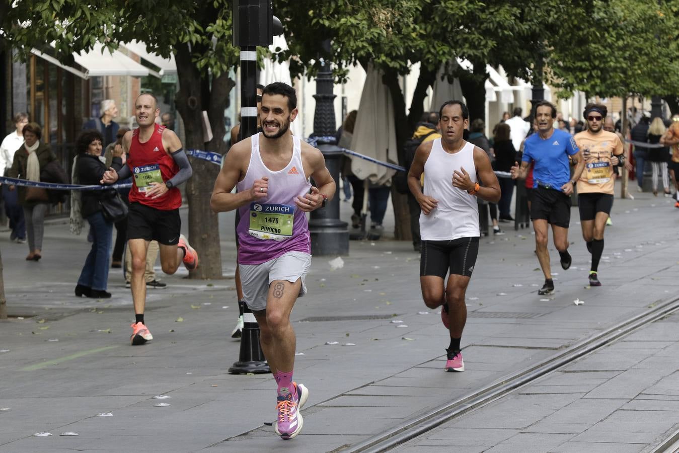 Participantes en el Zurich Maratón de Sevilla 2023
