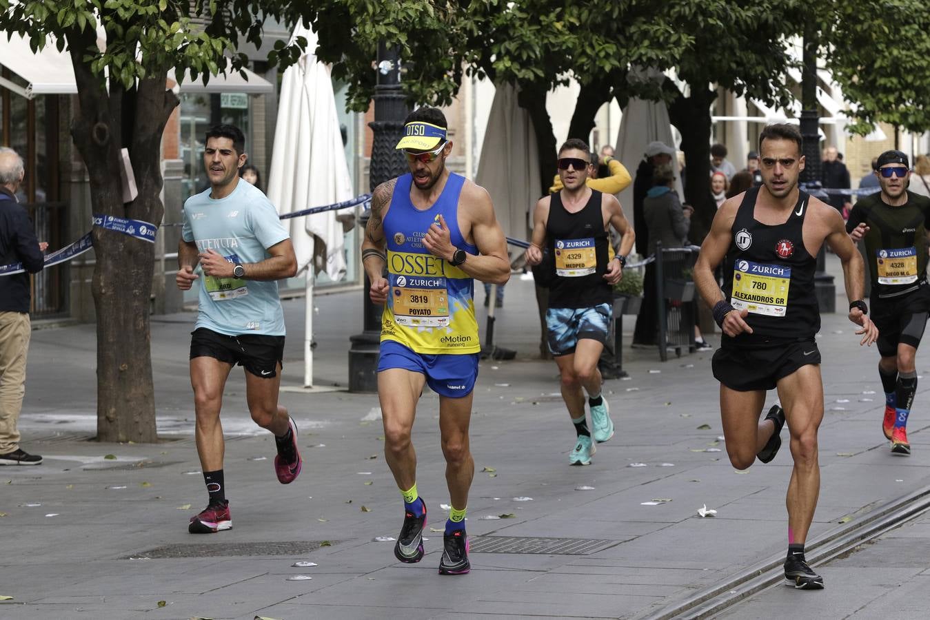 Participantes en el Zurich Maratón de Sevilla 2023