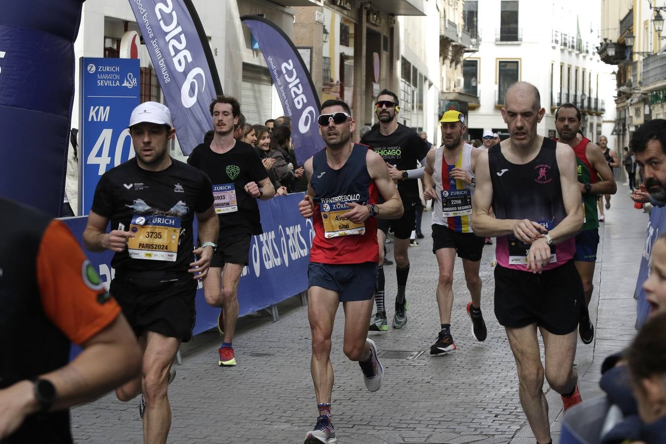 Participantes en el Zurich Maratón de Sevilla 2023