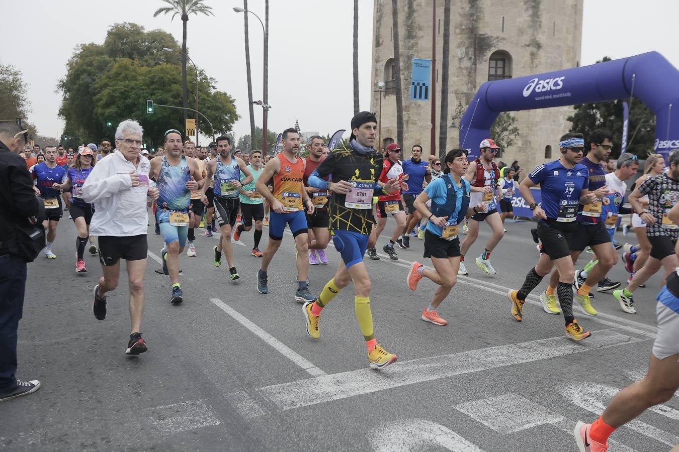 Participantes en el Maratón de Sevilla 2023
