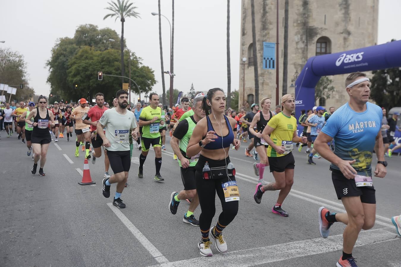 Participantes en el Maratón de Sevilla 2023